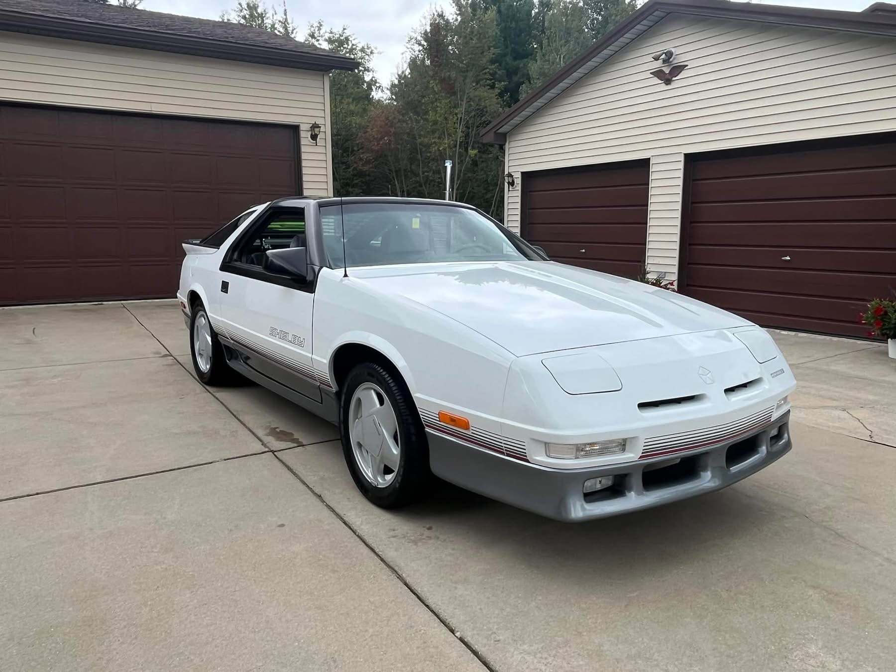 1989 Dodge Daytona Shelby - 5 Speed Manual - Time Capsule - Only